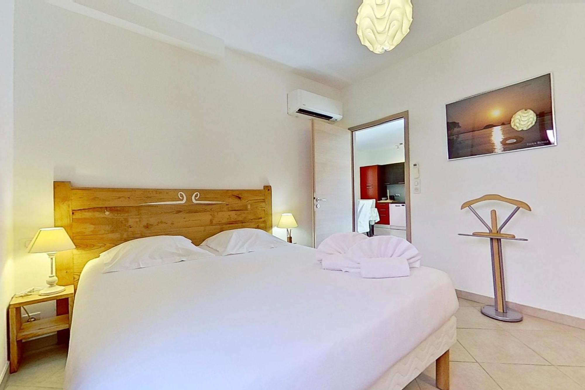 Villas Cala Corsa - 3 Et 4 Chambres - Cala Rossa Porto-Vecchio - Villas Entierement Climatisees Avec Piscine Chauffee Partagee Et Piscines Privees - Internet Gratuit Екстер'єр фото